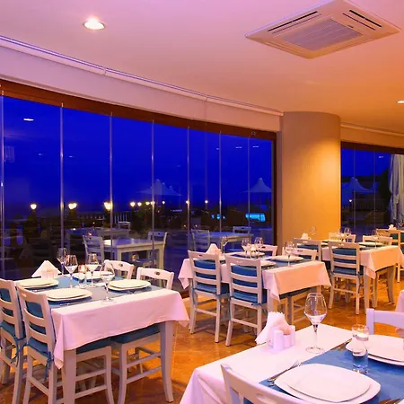 Temenos Luxury & Hotel 4*