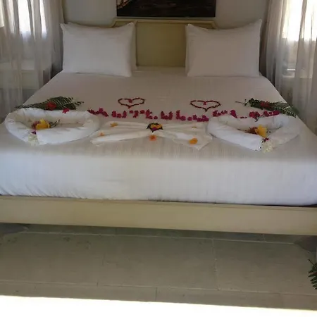 Temenos Luxury & Ortakent