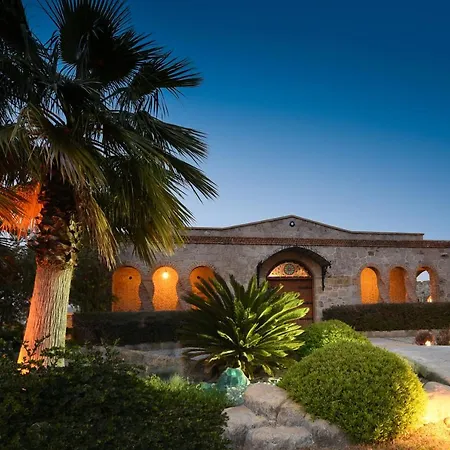 Temenos Luxury & Hotel