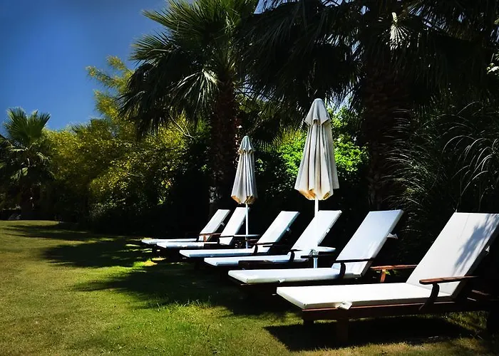 Hotel Temenos Luxury & 4*