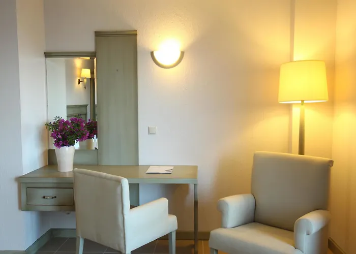 Temenos Luxury & Hotel