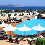 Hotel Temenos Luxury & 4*
