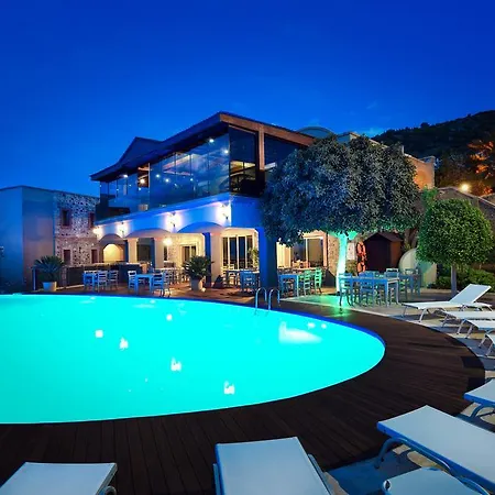 Temenos Luxury & 奥塔肯特