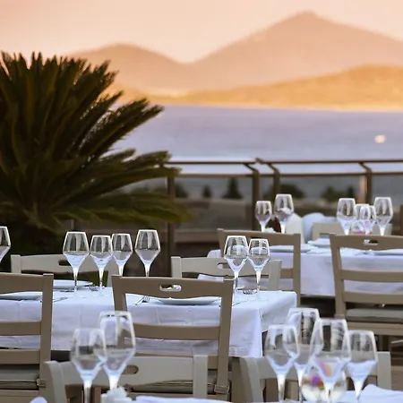 Temenos Luxury & 호텔 4*