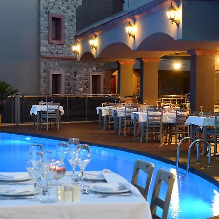 Temenos Luxury & Hotel 4*