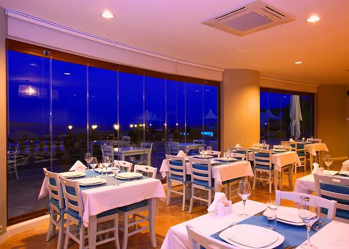 Temenos Luxury & Otel 4*