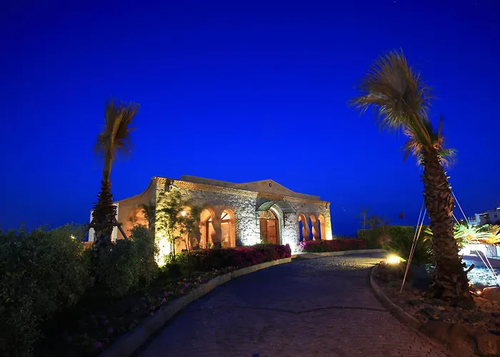 Temenos Luxury & Otel Ortakent